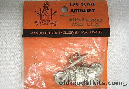 Crest-Armtec 1/76 7.5 cm German L.I.G., 6 plastic model kit